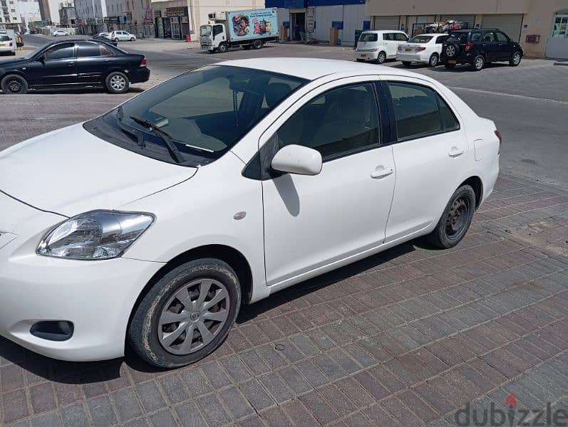 Toyota Yaris 2012 3