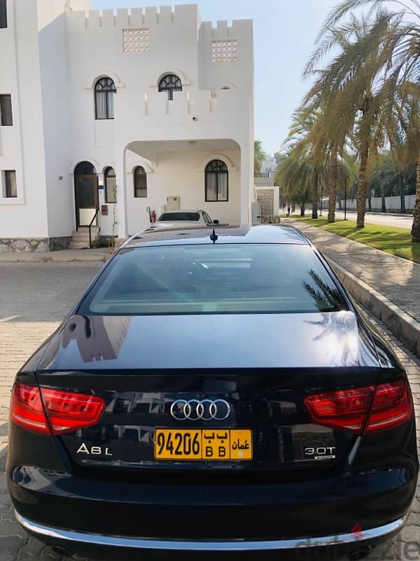 Audi A8 2013 6