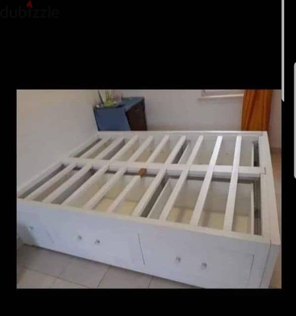 queen size bed with big Drawers. ghubrah  (79262005) 1