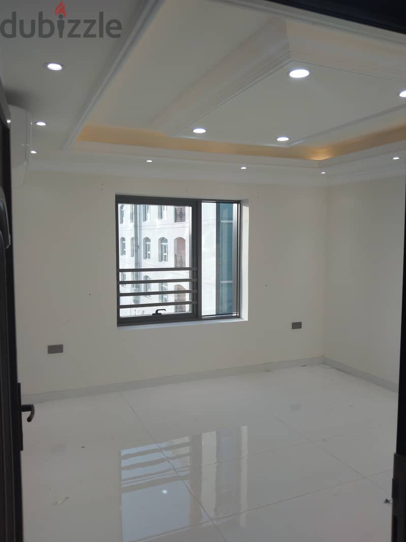 1ME13 2 Bhk Modern Style Flat For Rent In Azaiba 2