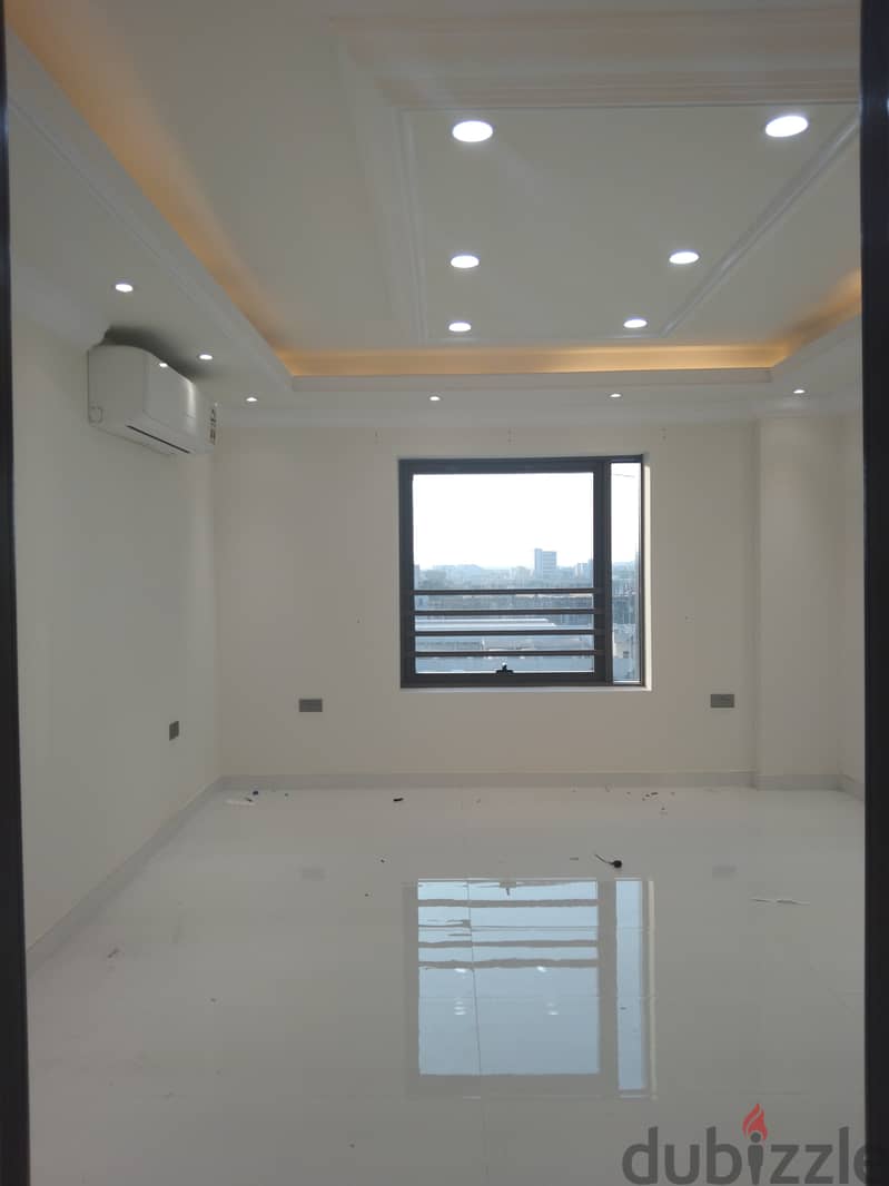 1ME13 2 Bhk Modern Style Flat For Rent In Azaiba 4