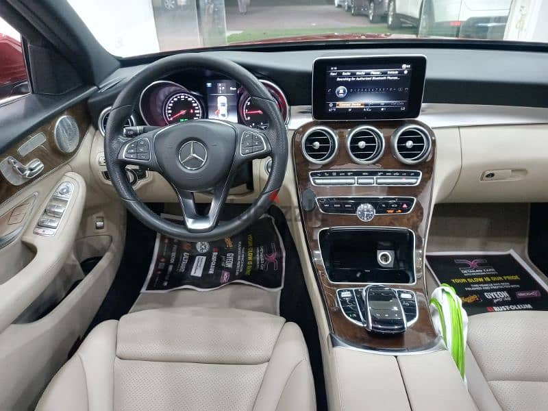 Mercedes C300 Full Option 2018 12