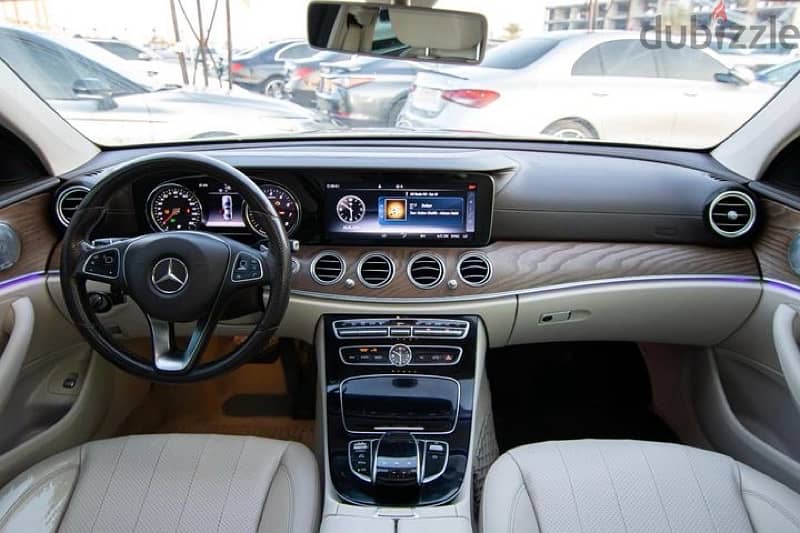 Mercedes-Benz E300 2017 8