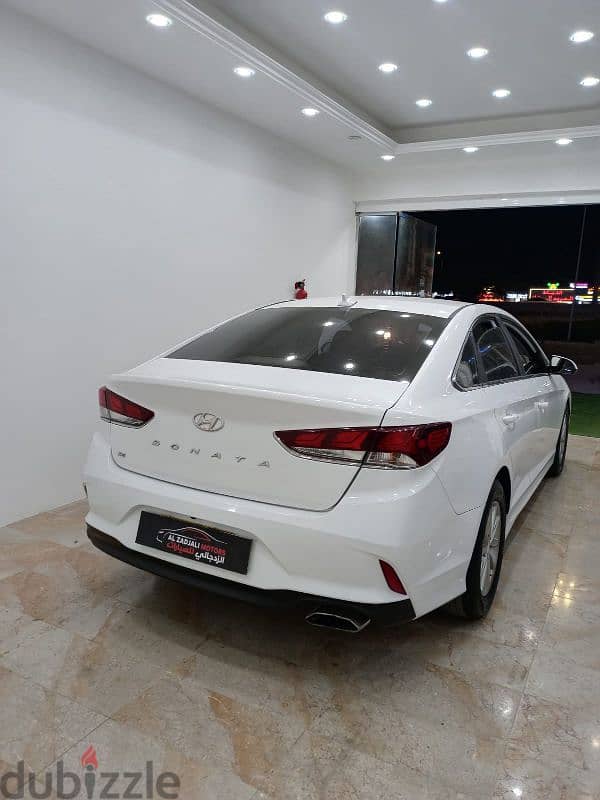 Hyundai Sonata 2018 4