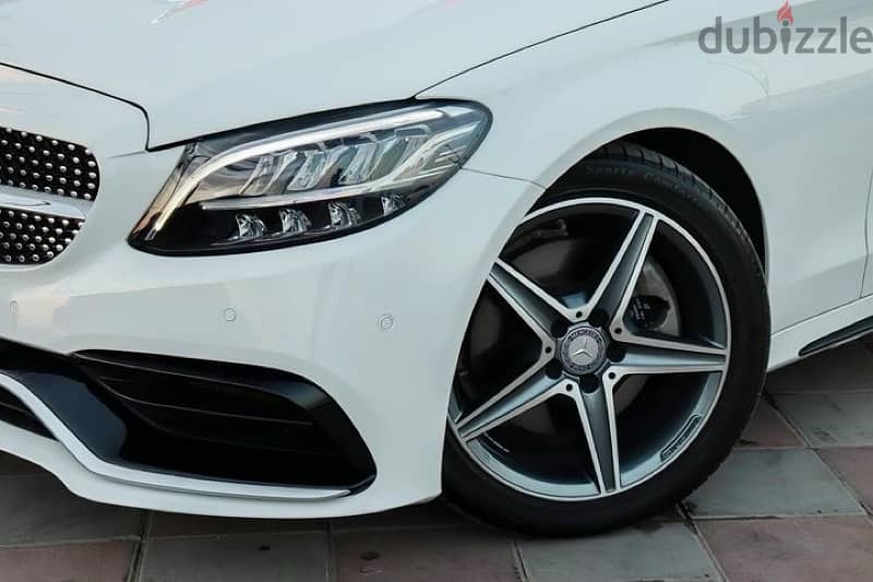 Mercedes-Benz C 300 2019 3