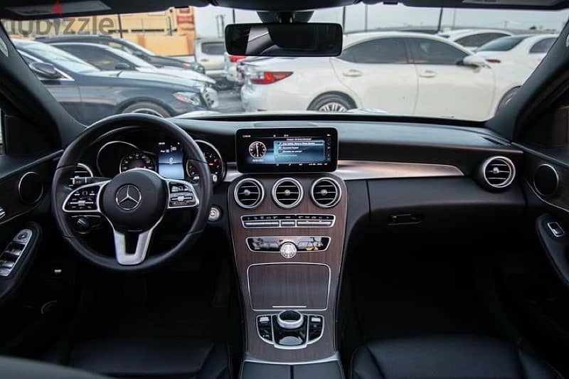 Mercedes-Benz C 300 2019 13