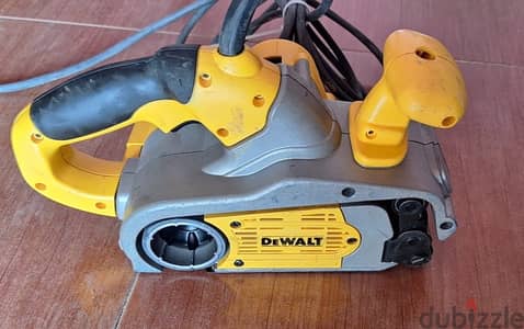 Dewalt