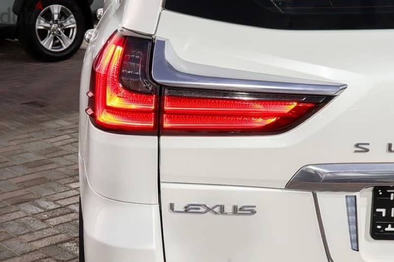 Lexus LX 570 2017 7