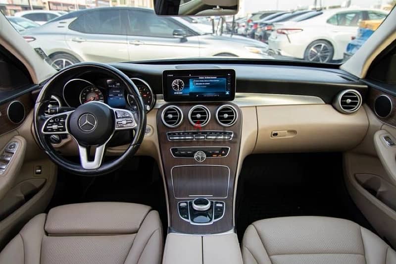 Mercedes-Benz C 300 2020 6