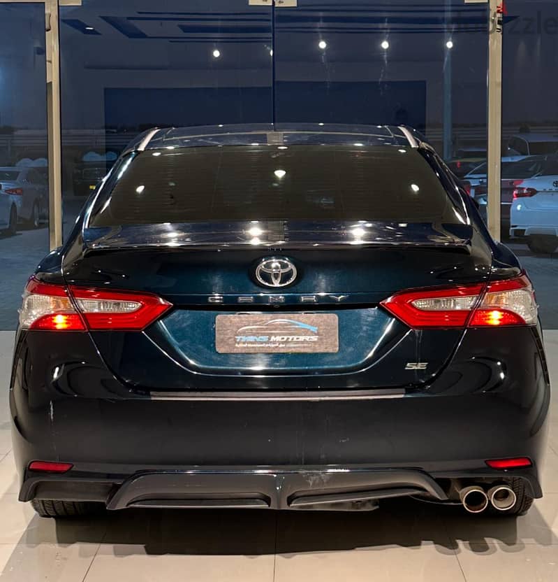 Toyota Camry 2018 SE 2