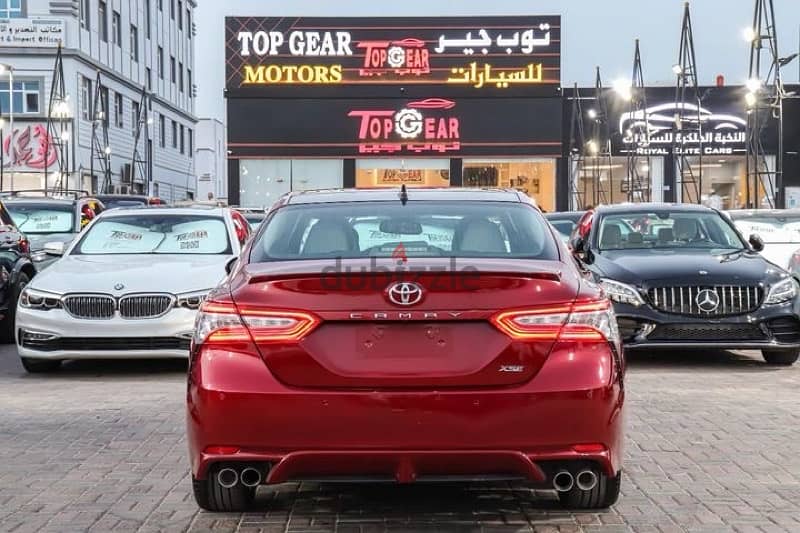 Toyota Camry 2018 4