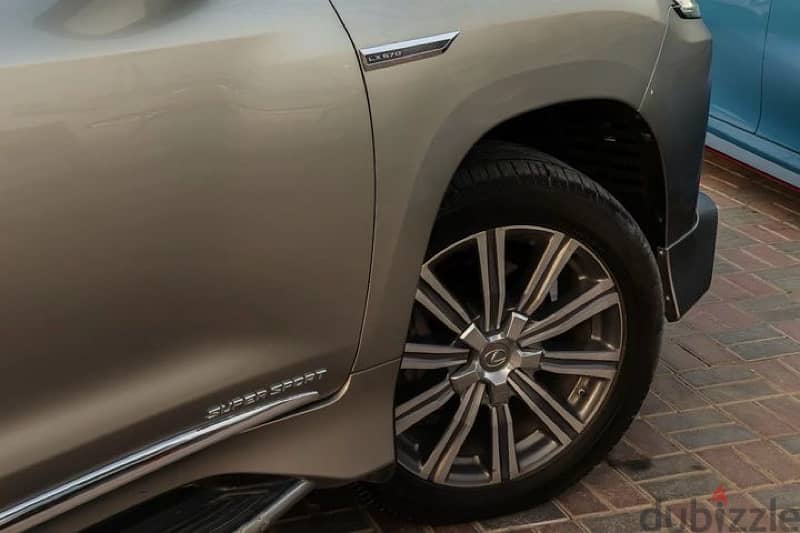 Lexus LX 570 2017 7