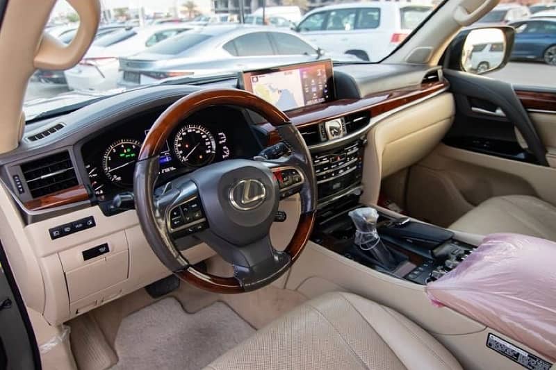 Lexus LX 570 2017 13