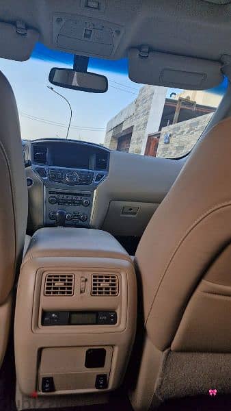 Nissan Pathfinder 2017 10