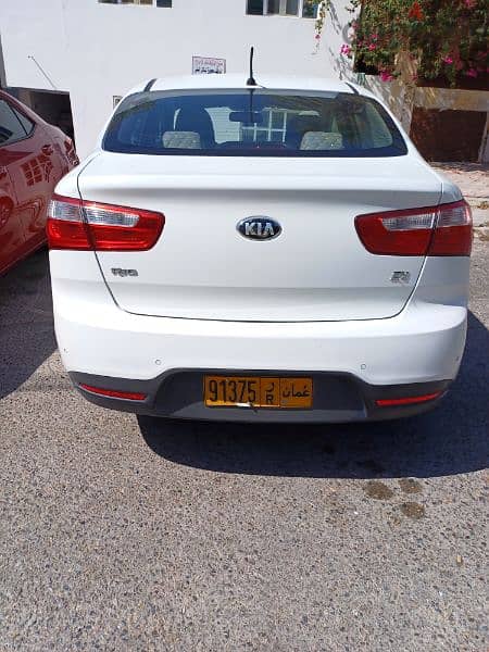 Urgently sale  Kia Rio 2015 negotiable 5