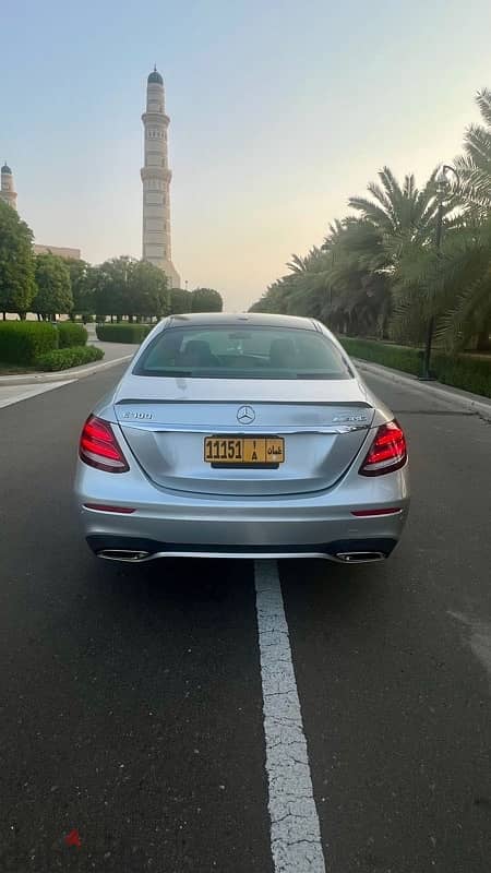 Mercedes-Benz E300 2017 5