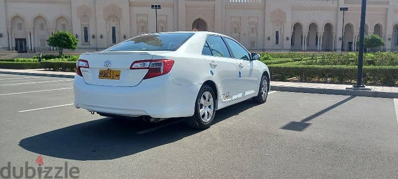 Toyota Camry 2012 4