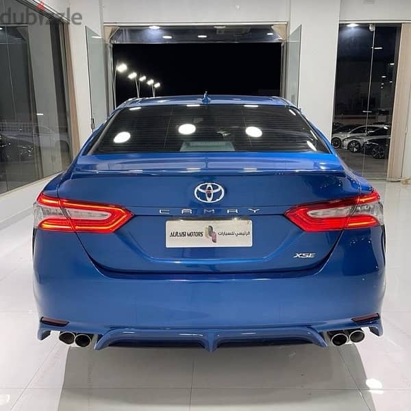 Toyota Camry 2020 5