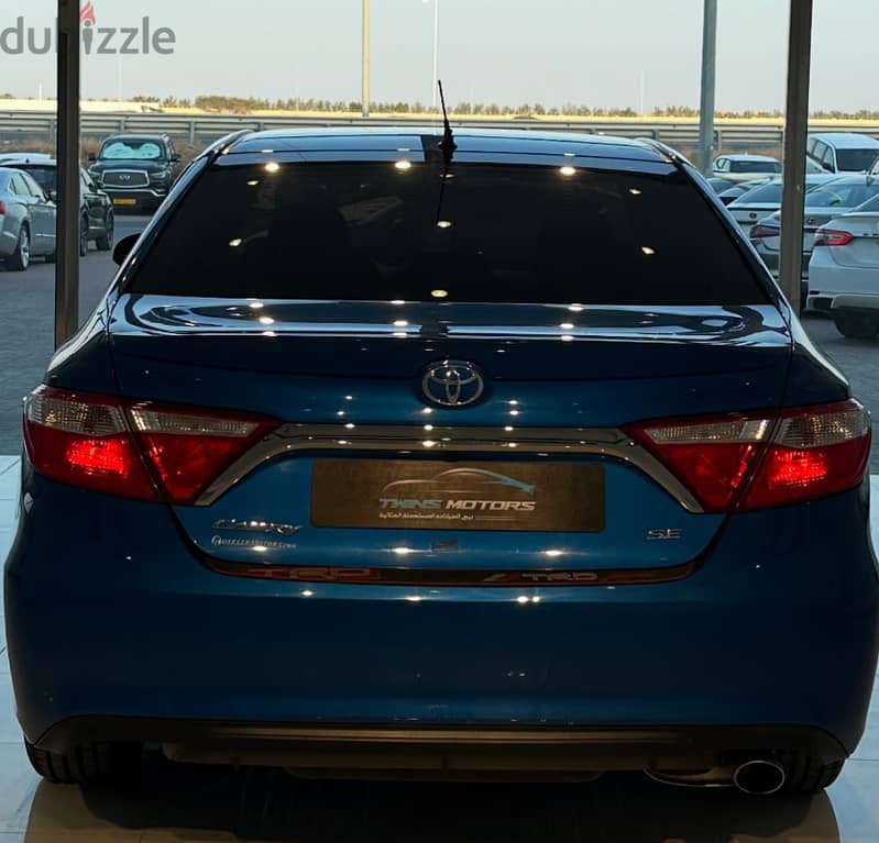 Toyota Camry 2017 3