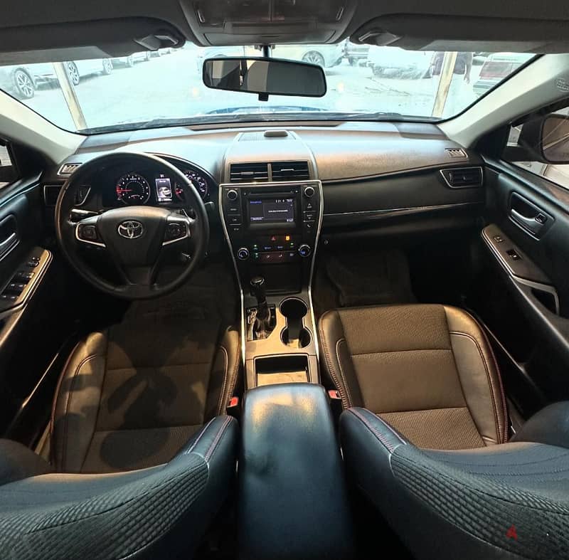 Toyota Camry 2017 4