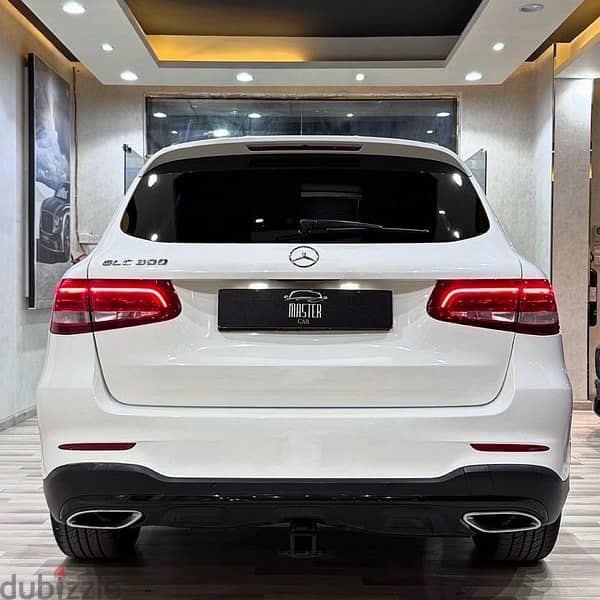 Mercedes-Benz GLC 300 2019 1