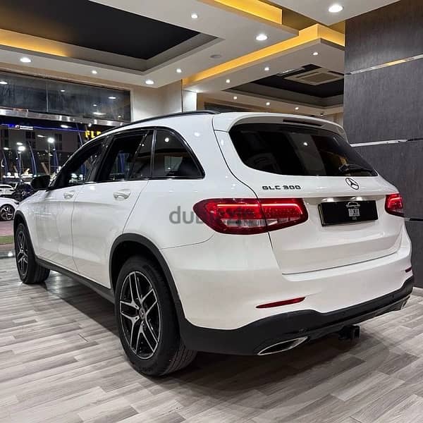 Mercedes-Benz GLC 300 2019 3