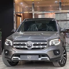 Mercedes-Benz GLB 250 2023