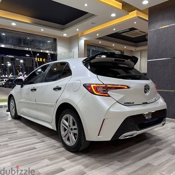 Toyota Corolla 2020 4