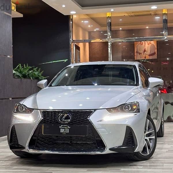 Lexus IS 300 2018 0