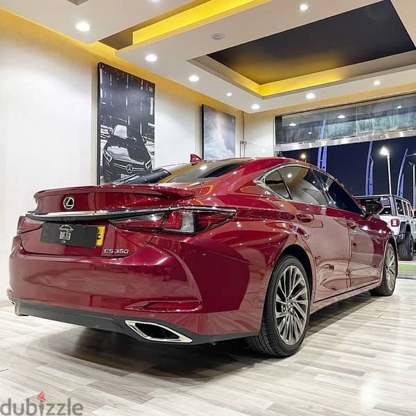 Lexus ES 350 2019 4