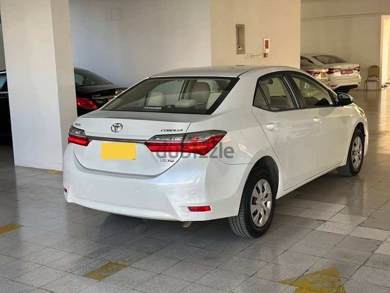 Toyota Corolla 2019 Oman car 1.6 excellent condition 82000 km only 6