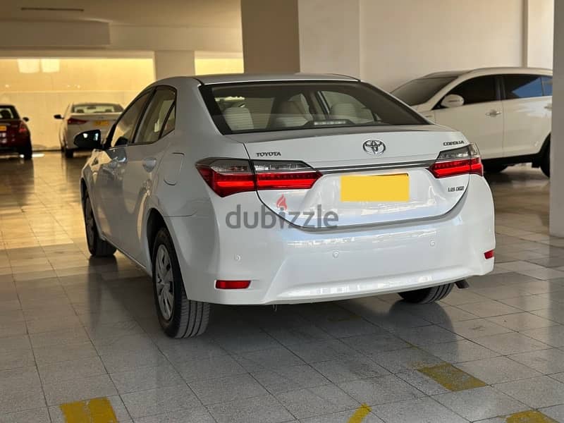 Toyota Corolla 2019 Oman car 1.6 excellent condition 82000 km only 10