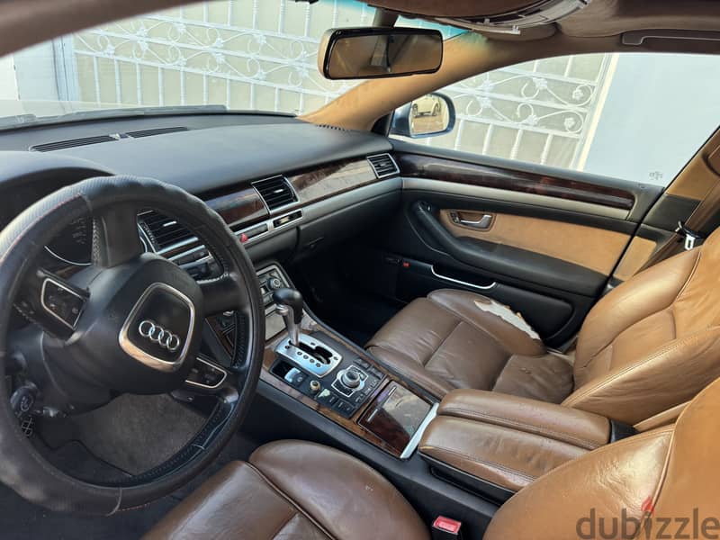 Urgent selling Audi A8 2009 8 month mulkiya Baqi 0