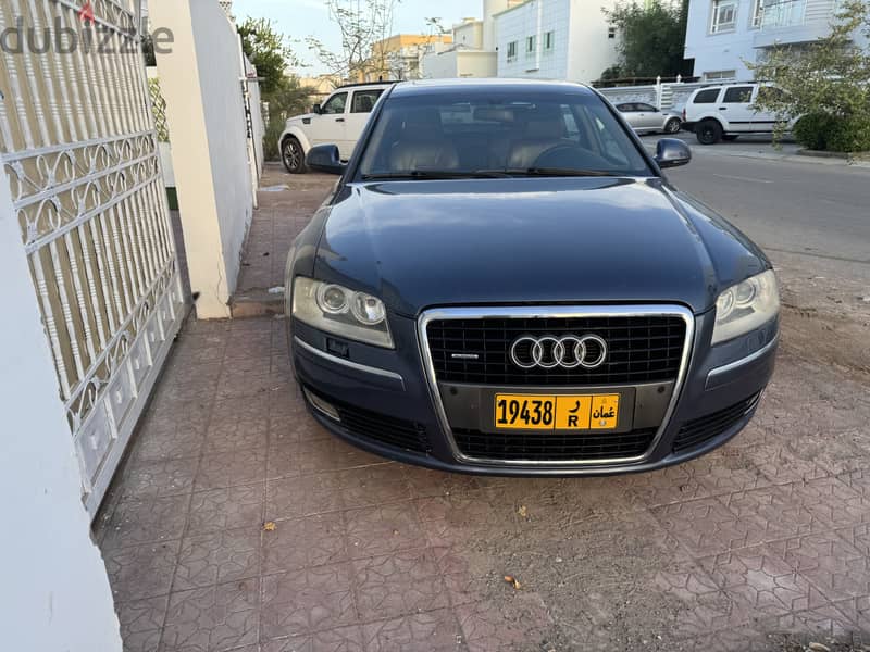 Urgent selling Audi A8 2009 8 month mulkiya Baqi 2