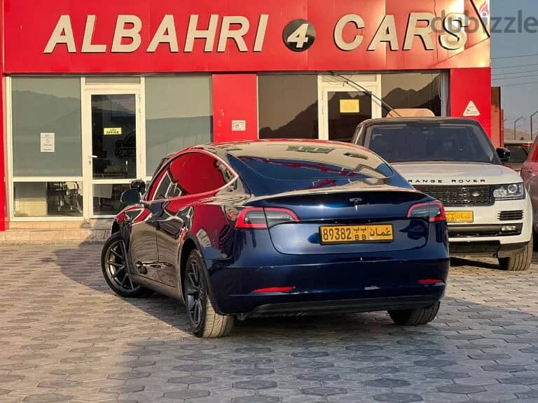 تسلا 2020 MODEL3 1