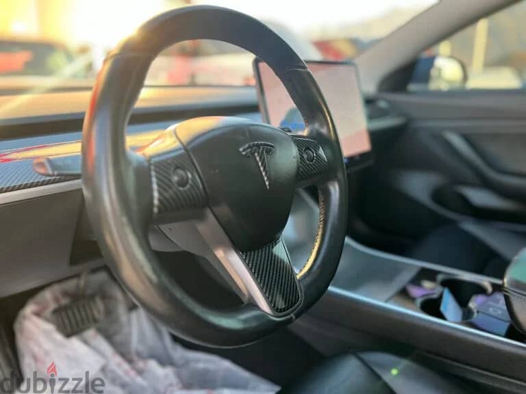 تسلا 2020 MODEL3 6