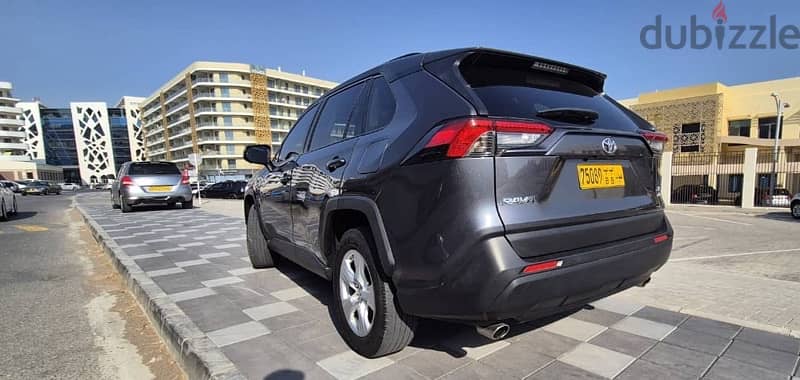 Toyota Rav 4 2019 5