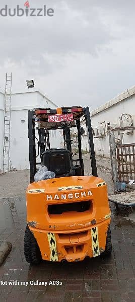 forklift for rent avalibal 2