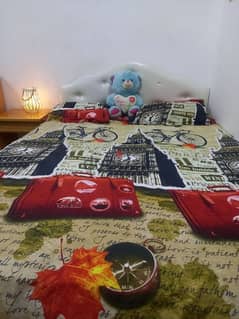 bed set with side table 0