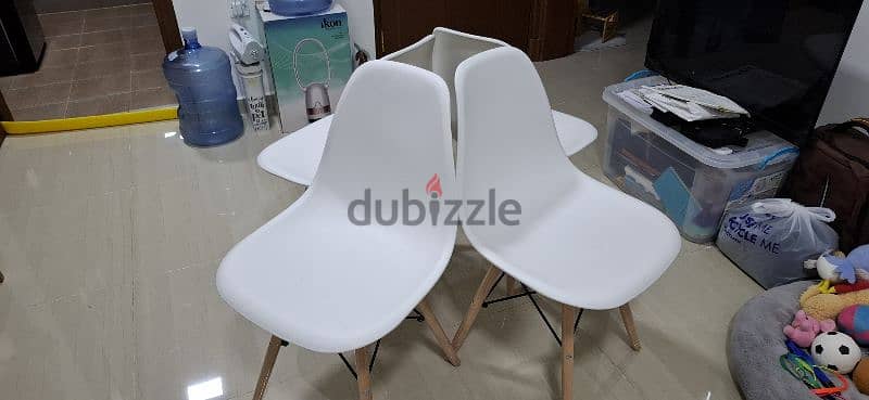 4x Chairs for Sale 1