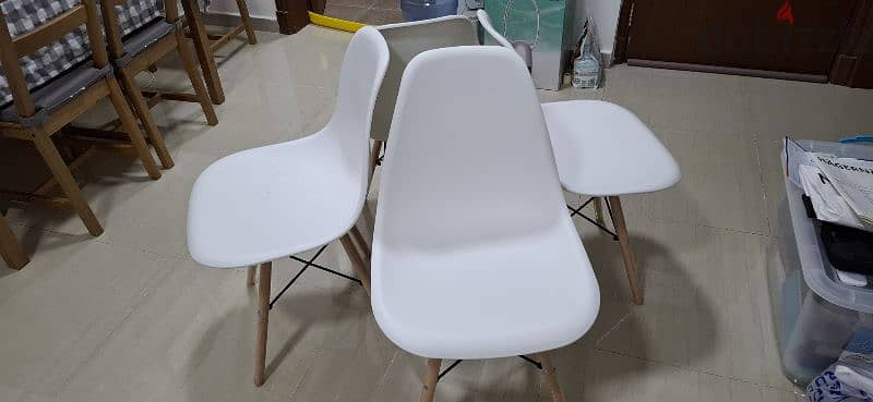 4x Chairs for Sale 2