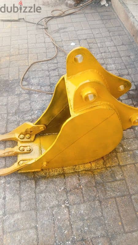 bucket for jcb    volvo    caterpillar    new Holland   etc  available 13