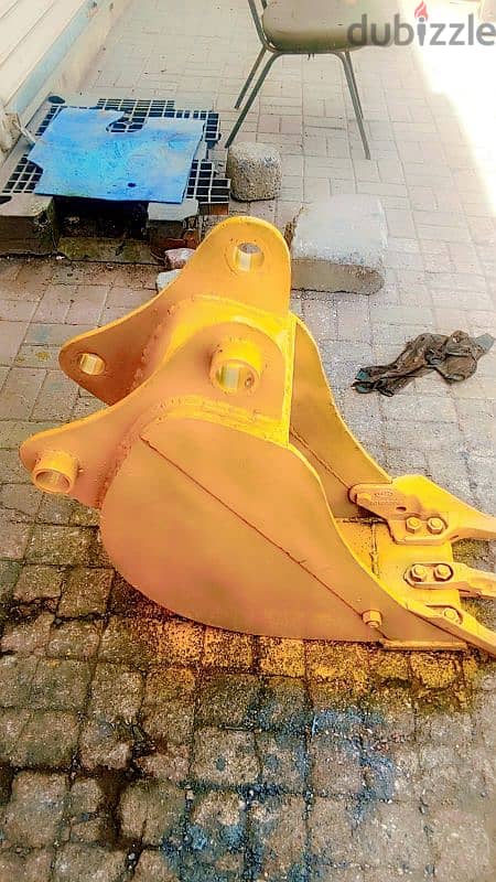 bucket for jcb    volvo    caterpillar    new Holland   etc  available 14