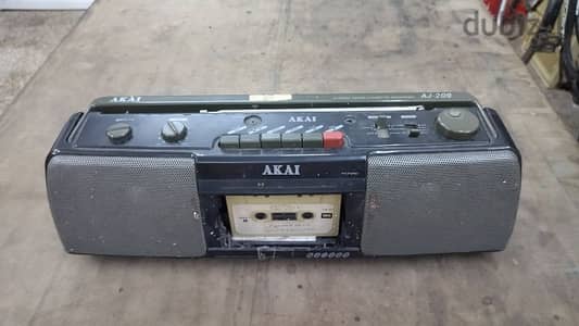 1990's AKAI RADIO