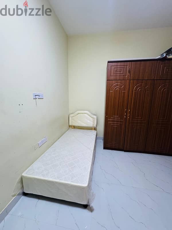 Bed space available near Nesto hyper market mobella 0