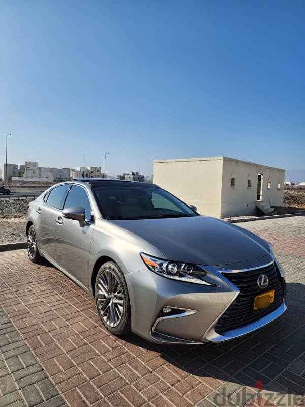 Lexus ES-Series 2017 لكزس 0