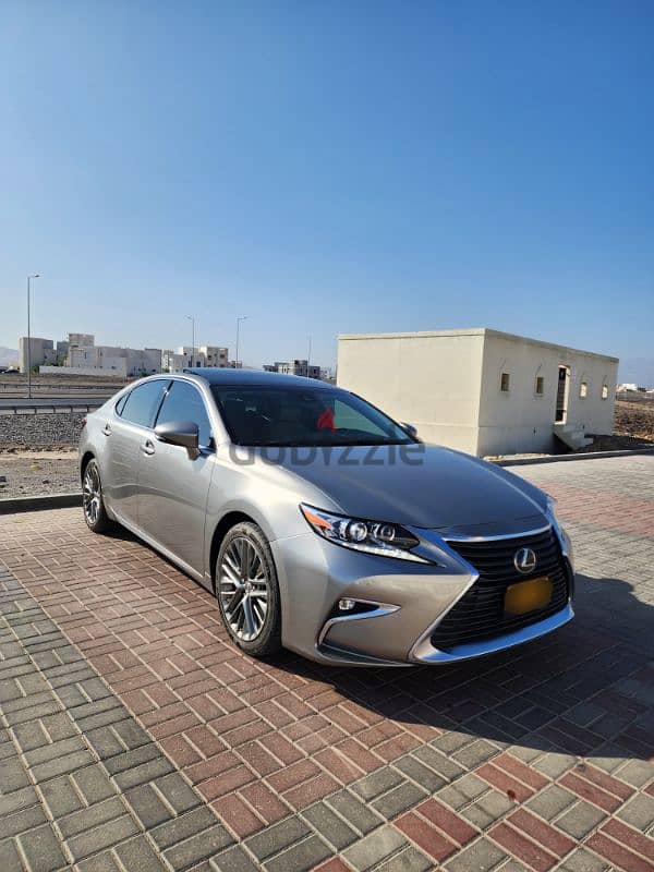 (تم تخفيض السعر) Lexus ES-Series 2017 لكزس 6