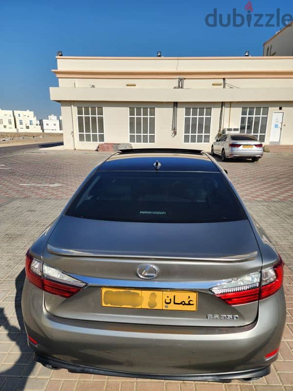 (تم تخفيض السعر) Lexus ES-Series 2017 لكزس 8