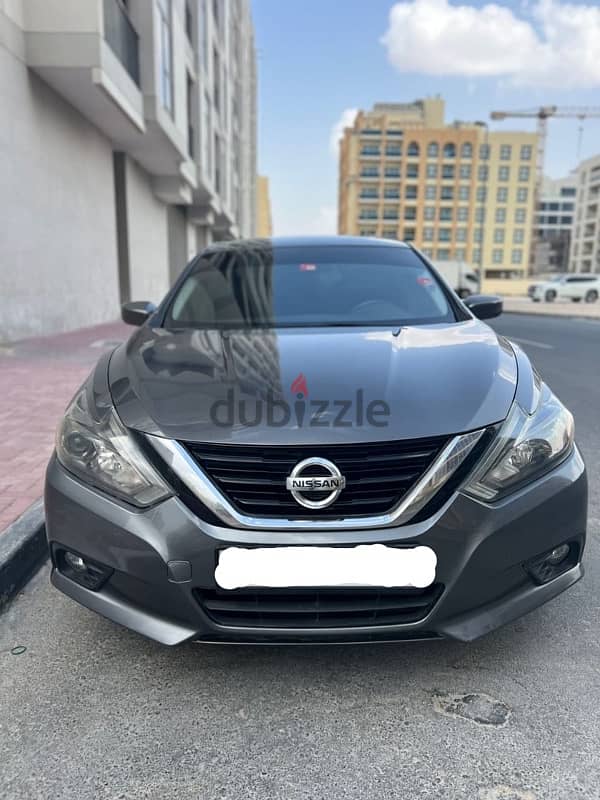 Nissan Altima 2018 4