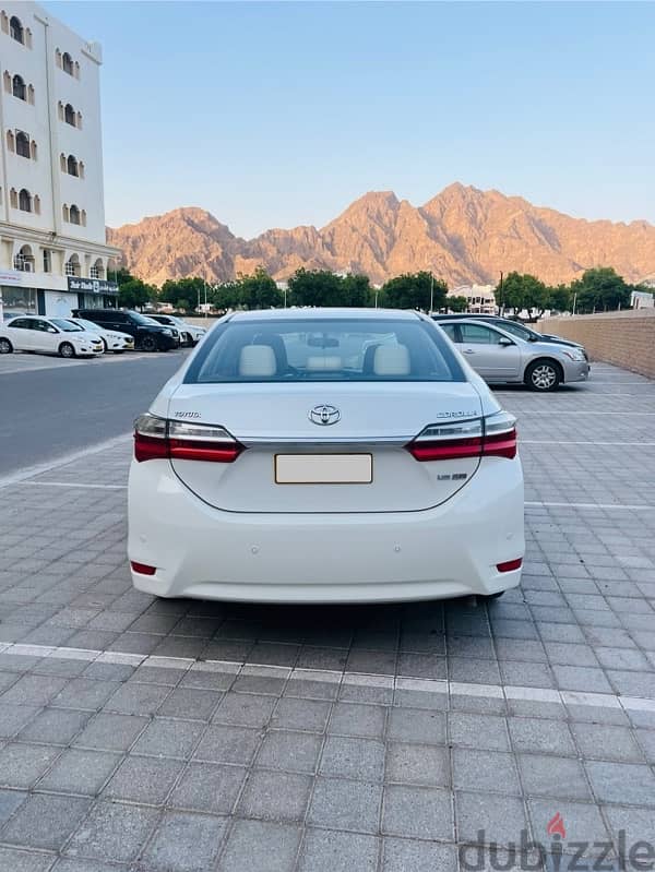 Toyota Corolla 2018 model 1.6 cc xli oman car good condition for sale 1